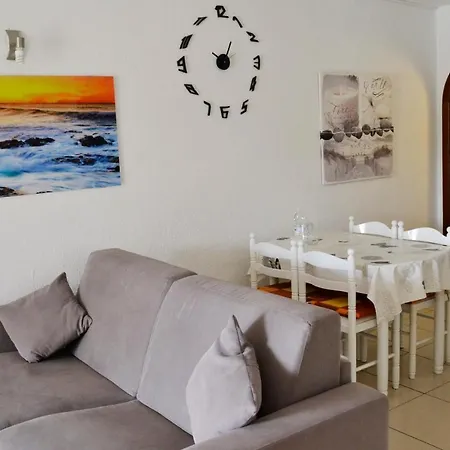 Los Cristianos San Marino Tenerife لوس كريستيانوس